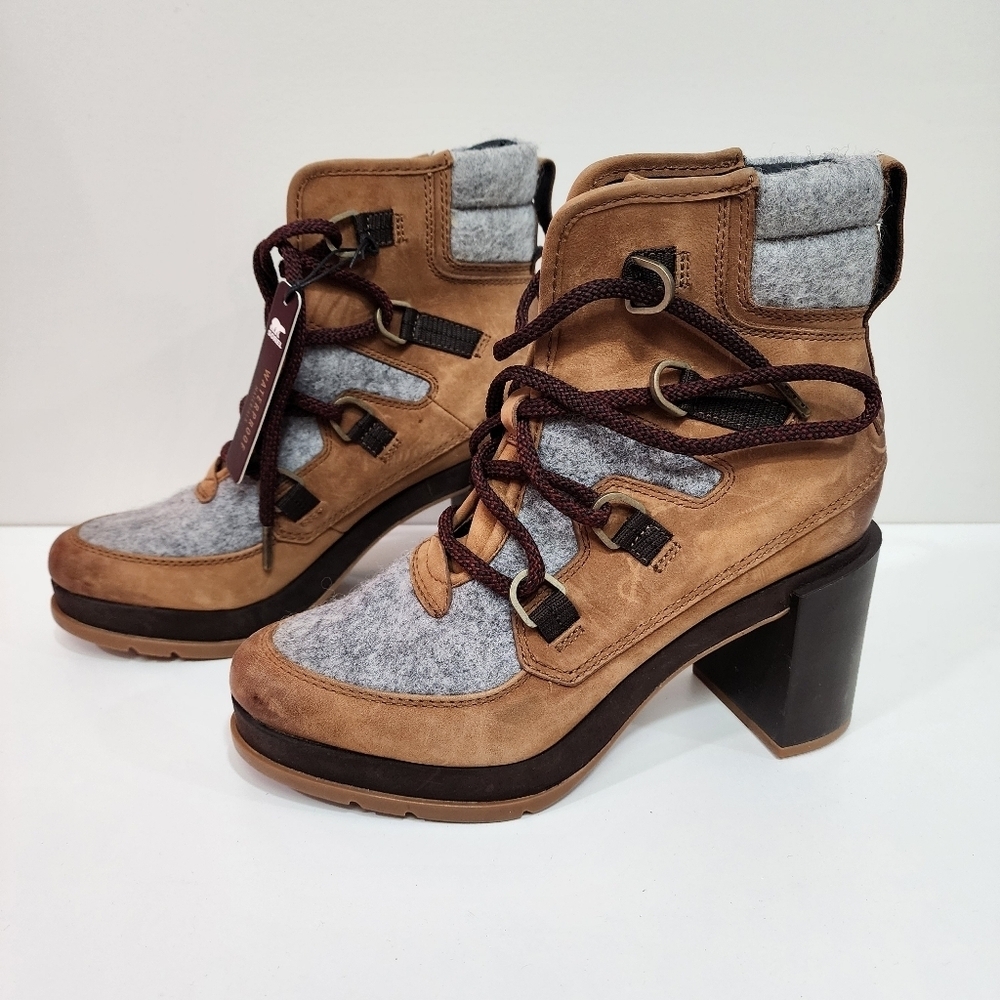 Sorel blake lace up boots, size 8, NEW WITH TAGS!